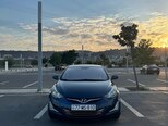 Hyundai Elantra-4