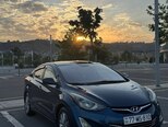 Hyundai Elantra-6