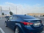 Hyundai Elantra-10