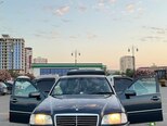 Mercedes C 200-11