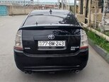 Toyota Prius-4