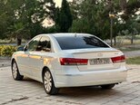 Hyundai Sonata-6