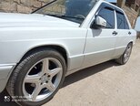 Mercedes 190-5