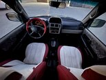 Mitsubishi Pajero io-7