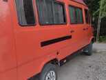 Mercedes 208 D-4