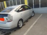 Toyota Prius-2