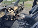 Mercedes E 280-7