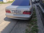 Mercedes E 280-5
