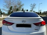 Hyundai Elantra-2