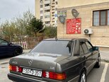 Mercedes 190-4