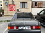Mercedes 190-5