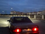 Mercedes 190-8