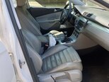 Volkswagen Passat-15