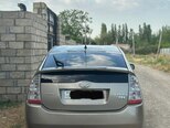 Toyota Prius-2