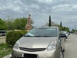 Toyota Prius-5