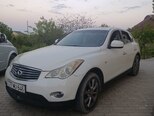 Infiniti FX35-1