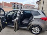 Kia Carens-3