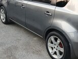 Nissan Note-7