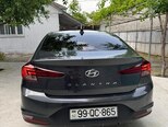 Hyundai Elantra-4