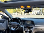 Hyundai Elantra-15