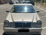 Mercedes E 320-1