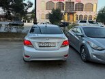 Hyundai Accent-2