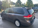 Toyota Sienna-3