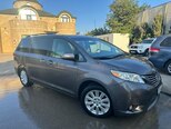Toyota Sienna-12