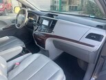Toyota Sienna-19