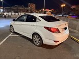 Hyundai Accent-4