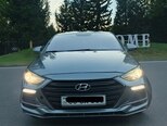 Hyundai Elantra-9