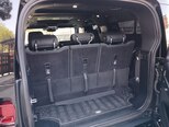 Land Rover Defender-10