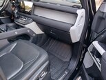 Land Rover Defender-4