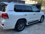 Toyota Land Cruiser-6