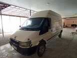 Ford Transit-4