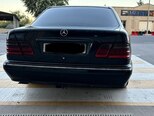 Mercedes E 280-4