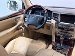 Lexus LX 570-13