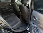 Nissan Versa-12