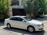 Volkswagen Passat-2