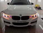 BMW 330-1