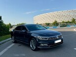 Volkswagen Passat-1