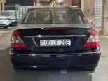 Mercedes E 220-2