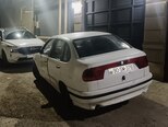 Volkswagen Polo-5