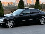 Mercedes E 240-4