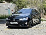 Hyundai Elantra-4