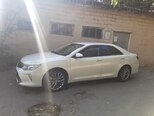 Toyota Camry-3