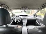 Toyota Prius-5
