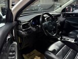 Kia Sorento-12