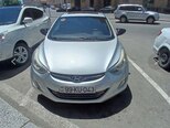 Hyundai Elantra-1
