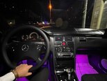 Mercedes E 270-3